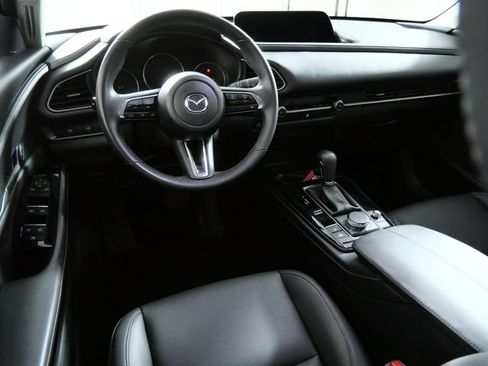 Used 2024 MAZDA CX-30 AWD 2.5 S w/ Select Sport Pkg image 4