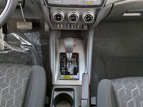 New 2026 Mitsubishi Outlander Sport LE AWD/4WD image 19
