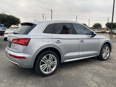 Used 2018 Audi Q5 2.0T Premium Plus w/ Premium Plus Package AWD/4WD image 5