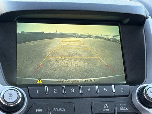 Used 2015 Chevrolet Equinox LT w/ Driver Convenience Package image 29