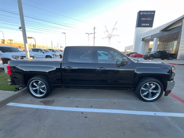 Used 2018 Chevrolet Silverado 1500 LTZ w/ Texas Edition RWD image 4