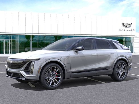 New 2026 Cadillac Lyriq V AWD/4WD image 2
