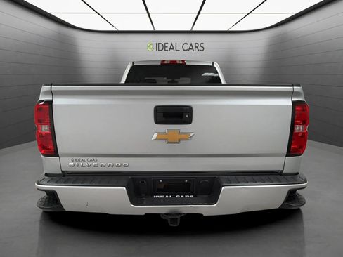 Used 2017 Chevrolet Silverado 1500 Custom w/ Custom Convenience Package RWD image 6