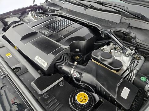 Used 2020 Land Rover Range Rover HSE AWD/4WD image 19