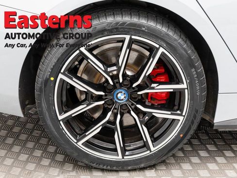 Used 2023 BMW i4 eDrive40 w/ M Sport Package image 30