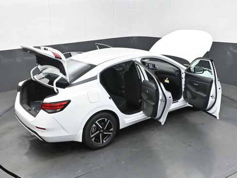 New 2025 Nissan Sentra SV w/ All-Weather Package image 44