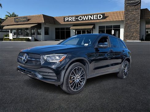 Used 2022 Mercedes-Benz GLC 300 image 3