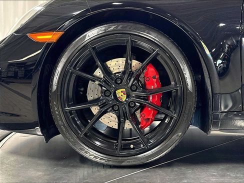 Used 2017 Porsche 911 Carrera 4S AWD/4WD image 13