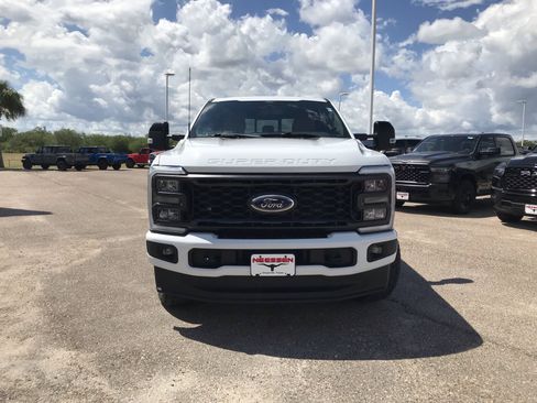 Used 2024 Ford F350 Lariat w/ Sport Appearance Package image 2