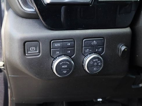 Certified 2024 GMC Sierra 1500 Elevation image 13