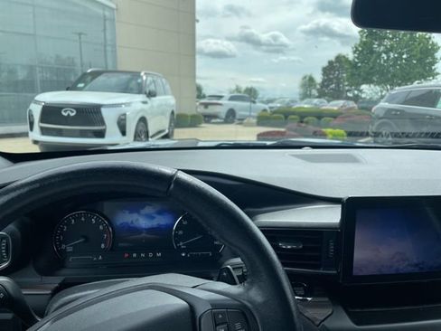 Used 2020 Ford Explorer Limited image 10