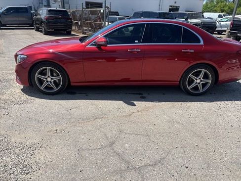 Used 2017 Mercedes-Benz E 300 4MATIC image 20