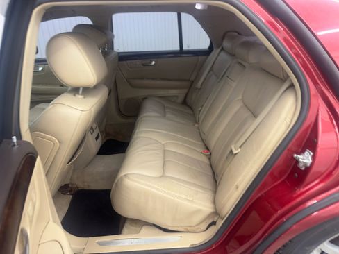 Used 2008 Cadillac DTS Performance image 12