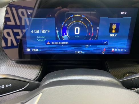 Used 2026 Chevrolet Equinox LT FWD image 35