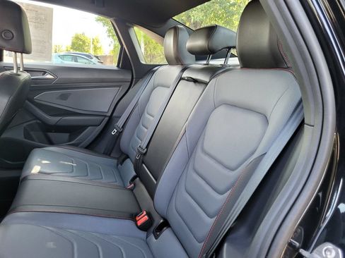 Used 2025 Volkswagen Jetta GLI Autobahn FWD image 14