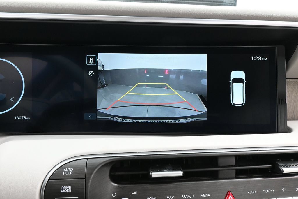 Used 2026 Hyundai Palisade SEL FWD image 21