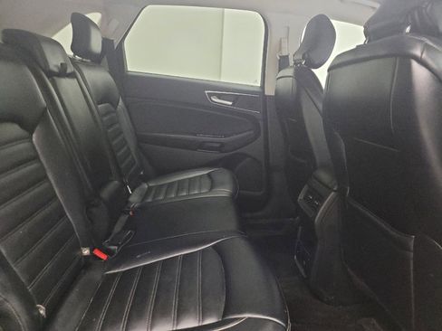 Used 2019 Ford Edge SEL w/ Equipment Group 201A image 19