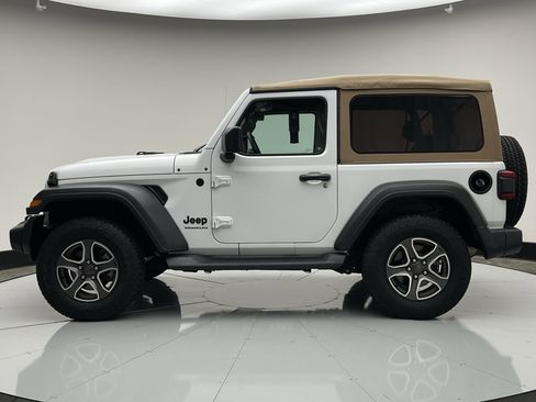 Used 2020 Jeep Wrangler Sport image 2
