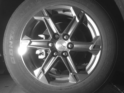 Used 2025 Chevrolet Blazer LT FWD image 15