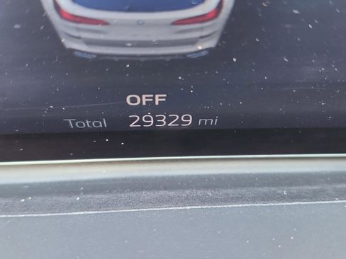 Certified 2024 BMW X5 xDrive50e w/ M Sport Package image 25