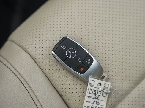 Certified 2022 Mercedes-Benz GLS 450 4MATIC image 48