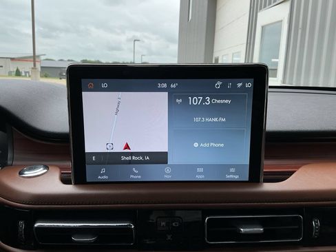 Used 2023 Lincoln Aviator Reserve w/ Equipment Group 201A AWD/4WD image 21