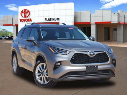 New 2026 Toyota Highlander Limited
