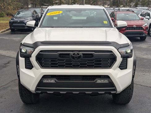 Used 2024 Toyota Tacoma SR5 image 2