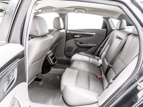 Used 2018 Chevrolet Impala LS FWD image 30