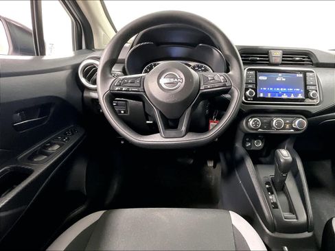 Used 2025 Nissan Versa S w/ Trunk Package image 17