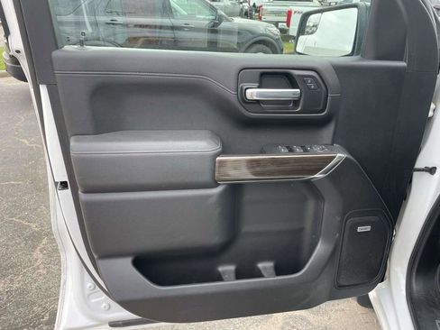 Used 2020 Chevrolet Silverado 1500 RST AWD/4WD image 15