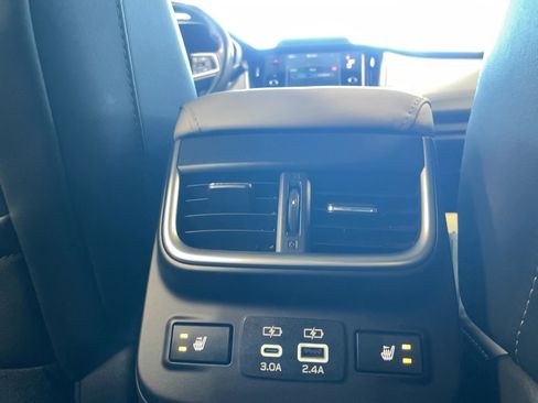 Used 2024 Subaru Outback Limited AWD/4WD image 21