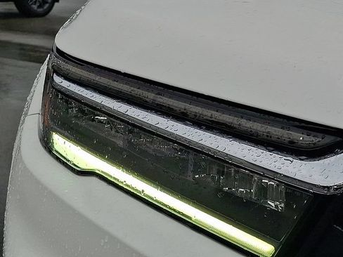 Certified 2023 Honda Pilot Touring image 29