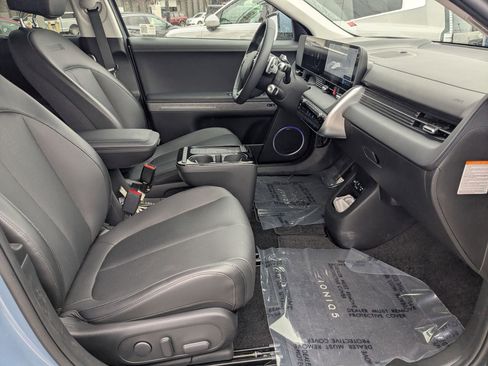 Certified 2025 Hyundai Ioniq 5 Limited image 32