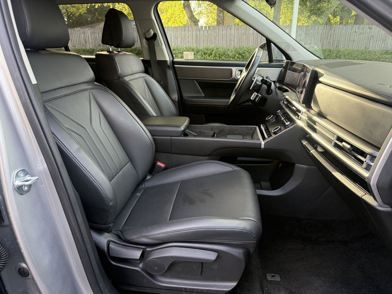 Used 2026 Hyundai Santa Fe SEL FWD image 11