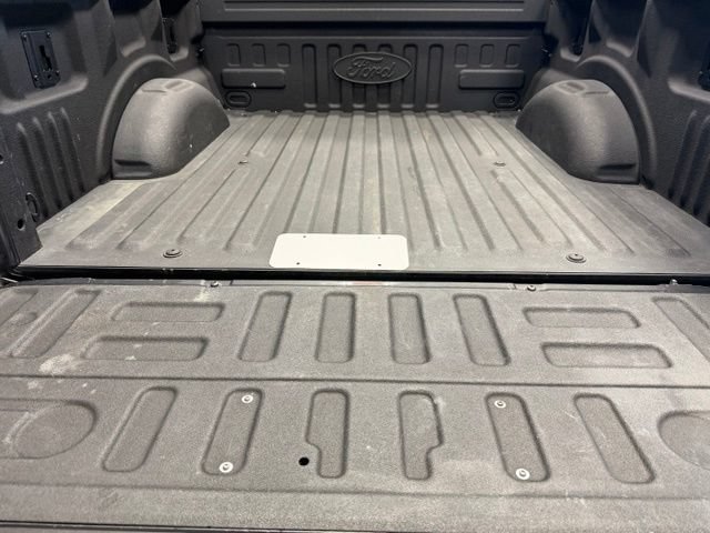 Used 2018 Ford F150 Lariat w/ Equipment Group 502A Luxury AWD/4WD image 34