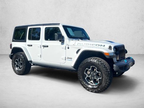 Used 2022 Jeep Wrangler Unlimited Rubicon 4xe w/ Cold Weather Group AWD/4WD image 3