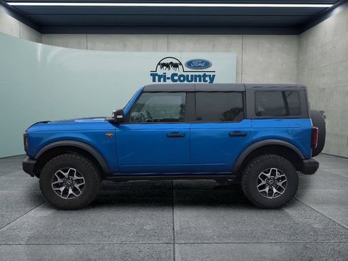 Used 2023 Ford Bronco Badlands AWD/4WD image 4