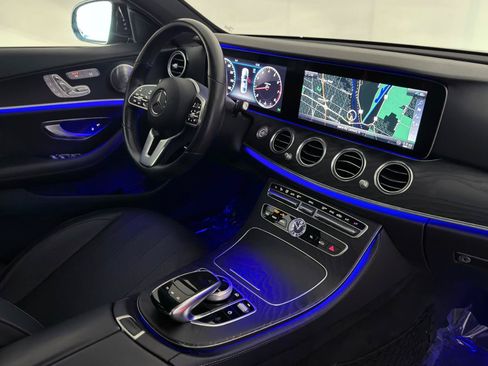 Used 2020 Mercedes-Benz E 350 4MATIC Sedan w/ Parking Assistance Package image 27