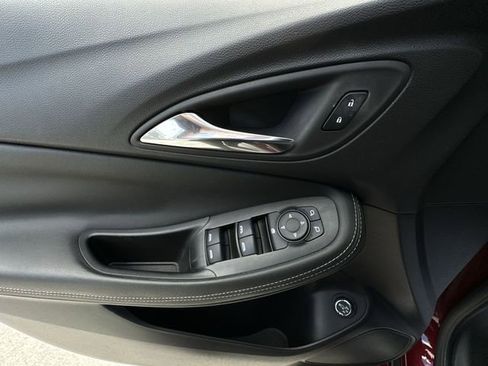 Used 2023 Buick Encore GX Select w/ Sport Touring Package image 21