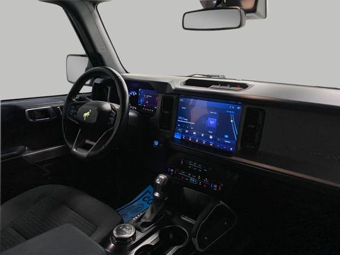 Used 2023 Ford Bronco Outer Banks AWD/4WD image 18