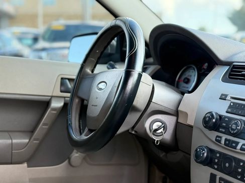 Used 2010 Ford Focus S FWD image 27