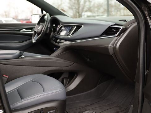 Used 2024 Buick Enclave Essence w/ Experience Buick Package image 32