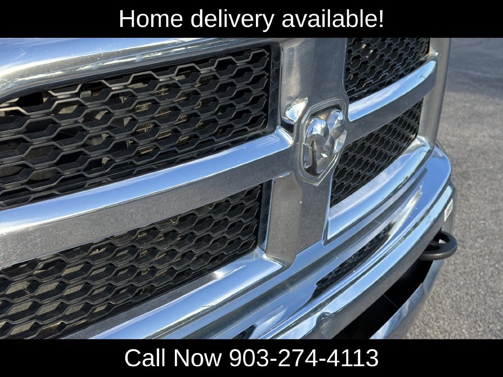 Used 2016 RAM 3500 Tradesman w/ Chrome Appearance Group AWD/4WD image 2