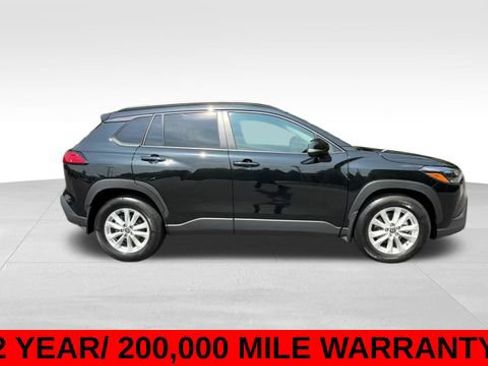 Used 2023 Toyota Corolla Cross LE AWD/4WD image 9