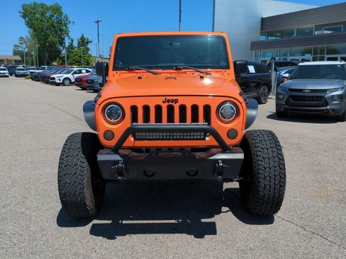 Used 2013 Jeep Wrangler Unlimited Sport AWD/4WD image 3
