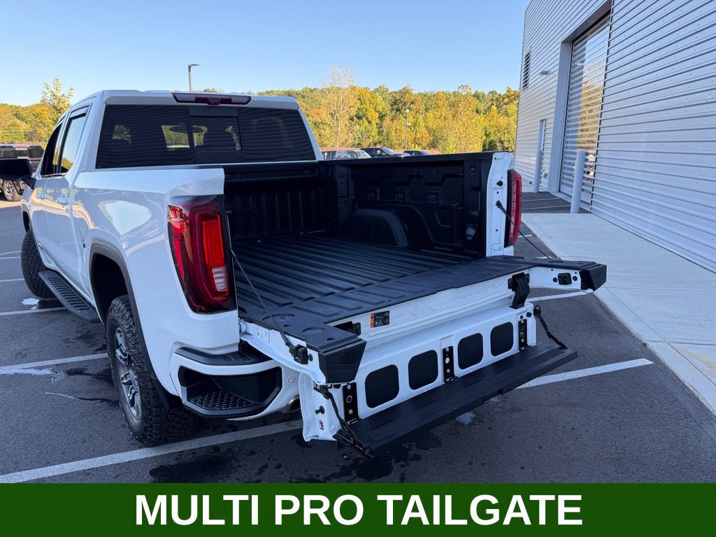 Used 2024 GMC Sierra 1500 AT4 w/ Technology Package AWD/4WD image 14
