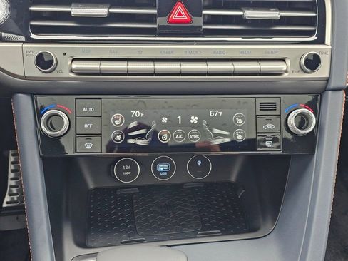 New 2026 Genesis G70 3.3T Prestige image 16