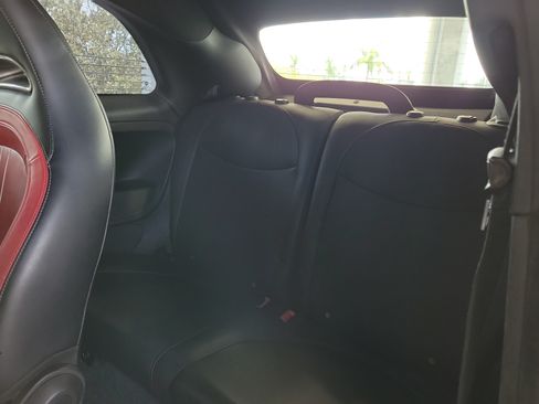 Used 2013 FIAT 500 Abarth w/ Beats Audio Pkg FWD image 10