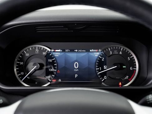 Used 2023 Land Rover Discovery S R-Dynamic image 13